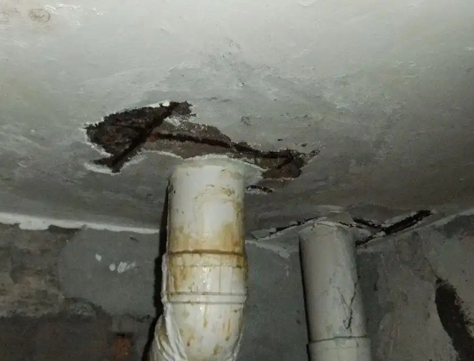 和龙卫生间漏水维修公司浅析和龙卫生间渗水维修的方法